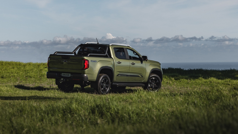 Volkswagen Amarok front view in official model imagery